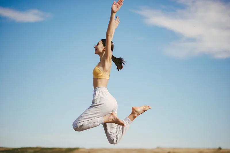 Hành trình làm mới ngày 19: Chăm sóc bản thân chưa bao giờ là muộn 5 Hành trình yoga – Nơi mọi giới hạn tan biến
