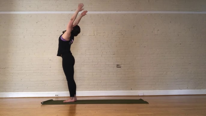 Tư thế Cây lau (Hasta Uttanasana): Mở rộng cơ thể, khai mở năng lượng sống 2 Biến thể tay mở rộng