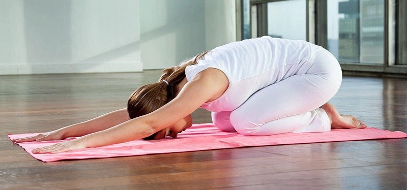 Tư thế Em Bé – Những biến thể và lợi ích khi luyện tập 26 Tư thế Em Bé