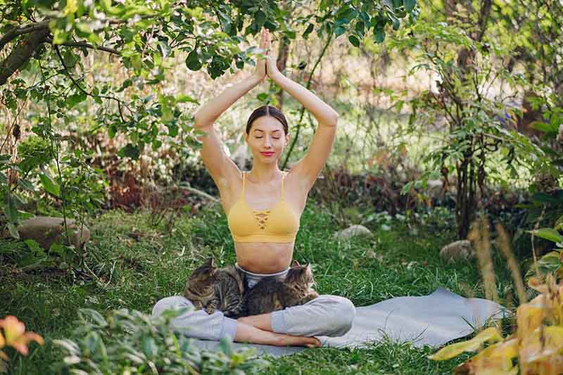 Om Shanti – Lời nguyện cầu bình an từ sâu bên trong 8 Tại sao người hành thiền, tập yoga thường tụng Om Shanti?