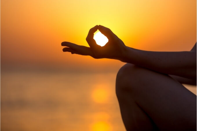 Thủ ấn Yoga – Bí mật chữa lành ẩn trong từng cử chỉ 23 Thủ ấn yoga