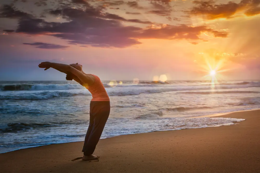 Ý nghĩa số 108 trong văn hóa tâm linh, Phật giáo và Yoga 25 108 vòng Chào Mặt Trời