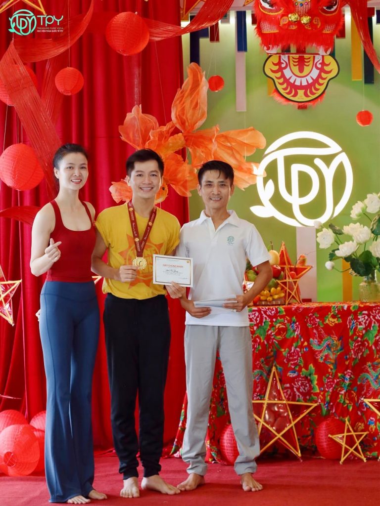 Kết thúc thử thách “CHÀO MẶT TRỜI” – Mùa 2 25 Kết thúc thử thách chào mặt trời mùa 2