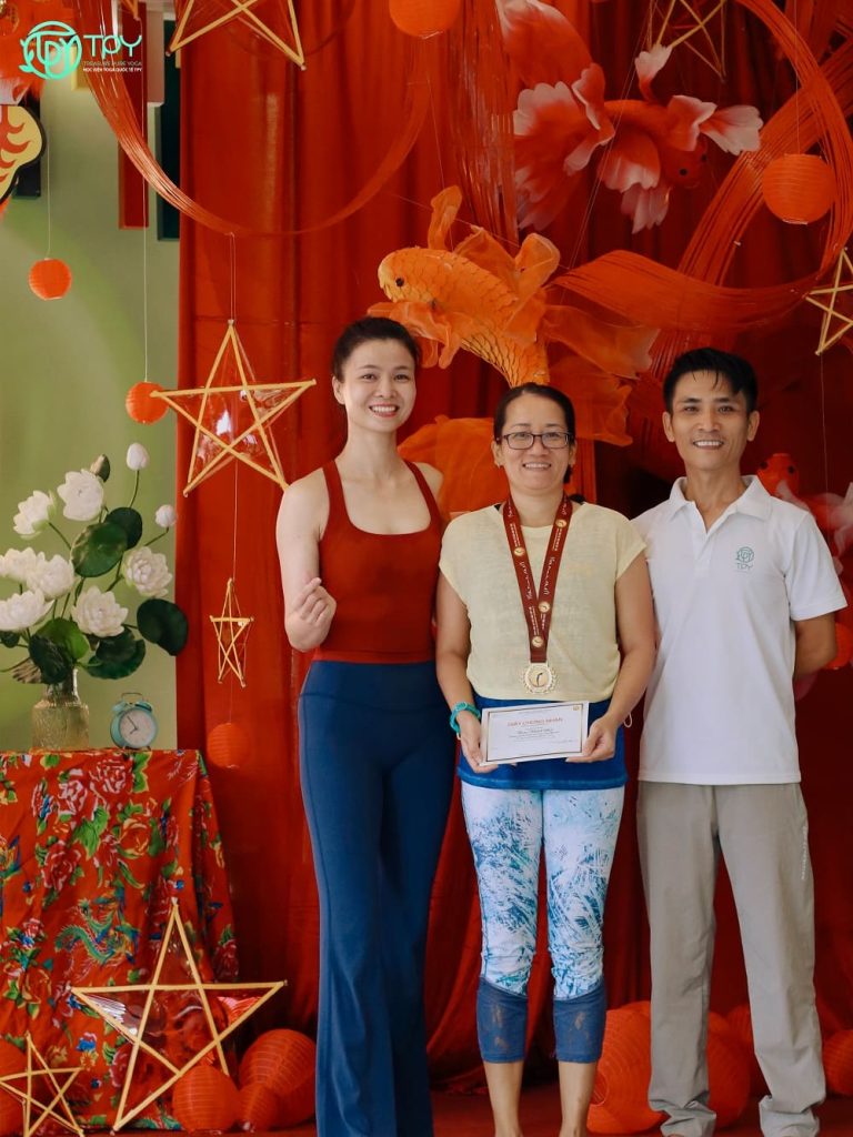 Kết thúc thử thách “CHÀO MẶT TRỜI” – Mùa 2 25 Kết thúc thử thách chào mặt trời mùa 2