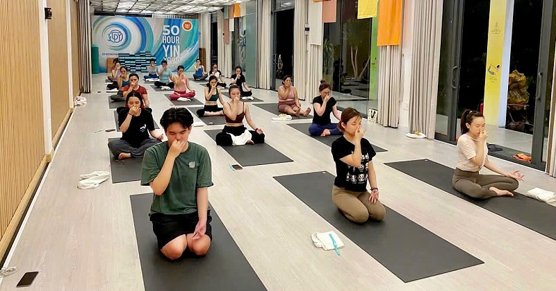 Yoga giảm stress: Bí quyết cân bằng thân – tâm trong cuộc sống hiện đại 25 Pranayama là gì