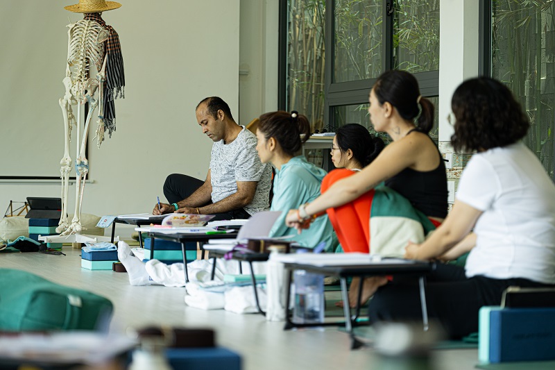 Chứng chỉ IAYT: Chuẩn mực quốc tế trong trị liệu yoga 25 Trị liệu yoga dưới góc nhìn IAYT