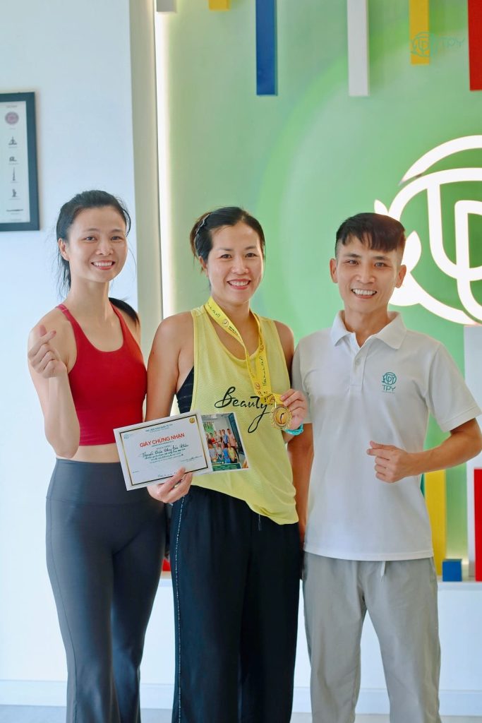 Kết thúc thử thách "CHÀO MẶT TRỜI" Mùa 3 28 Kết thúc thử thách Chào Mặt Trời Mùa 3