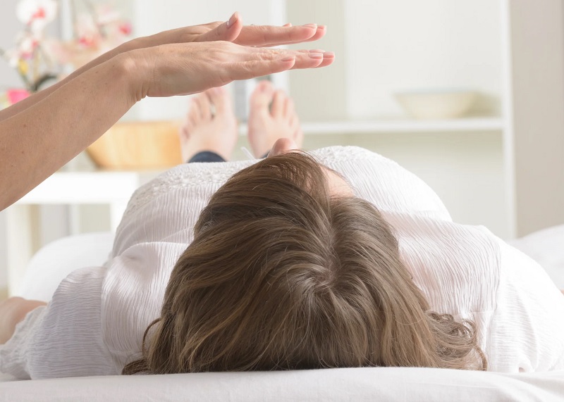 Reiki là gì? Liệu pháp năng lượng - Cân bằng Thân – Tâm – Trí 26 Lợi ích phương pháp Reiki Healing