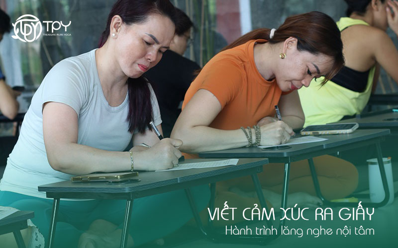 Viết cảm xúc ra giấy – Hành trình lắng nghe nội tâm