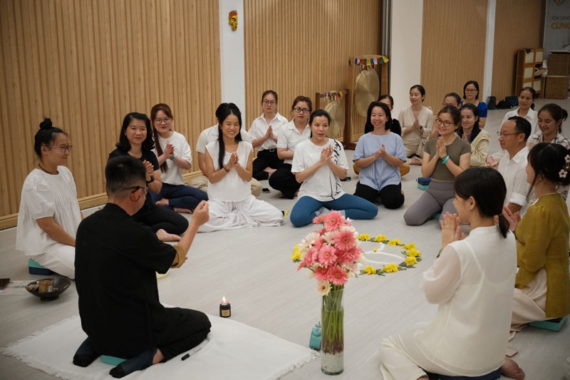 Nghệ thuật dẫn thiền - Khi sự tĩnh lặng được truyền đi 28 Dẫn thiền là gì