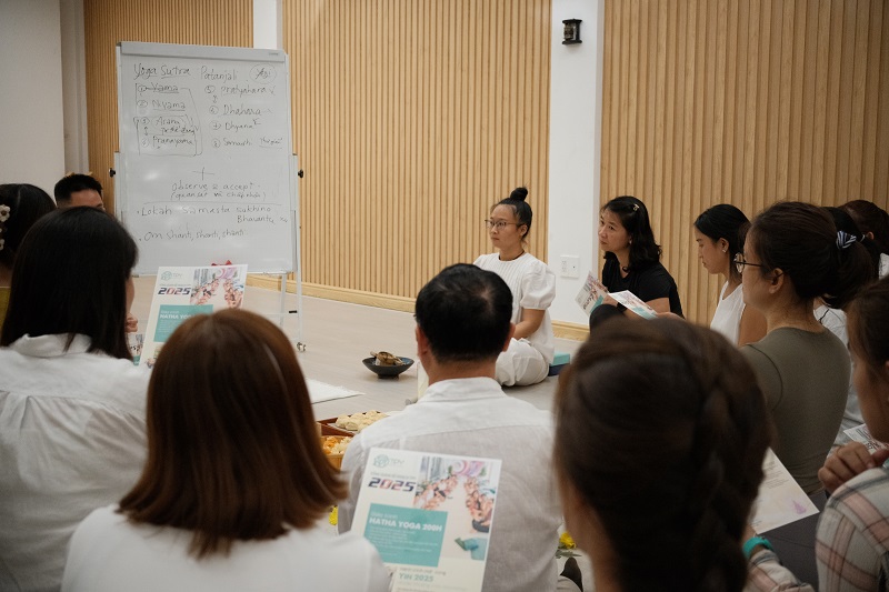 Nghệ thuật dẫn thiền - Khi sự tĩnh lặng được truyền đi 28 Vai trò của người dẫn thiền