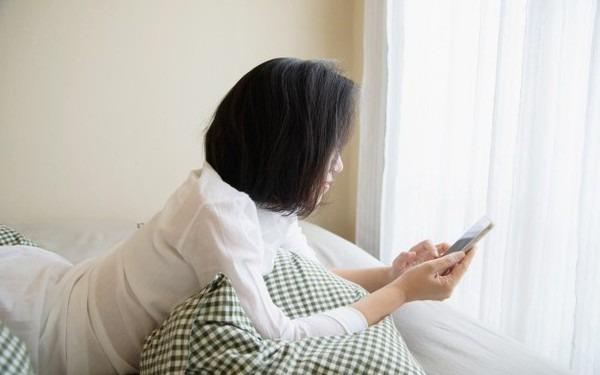 Tác động của thông tin buổi sáng đến tâm trạng