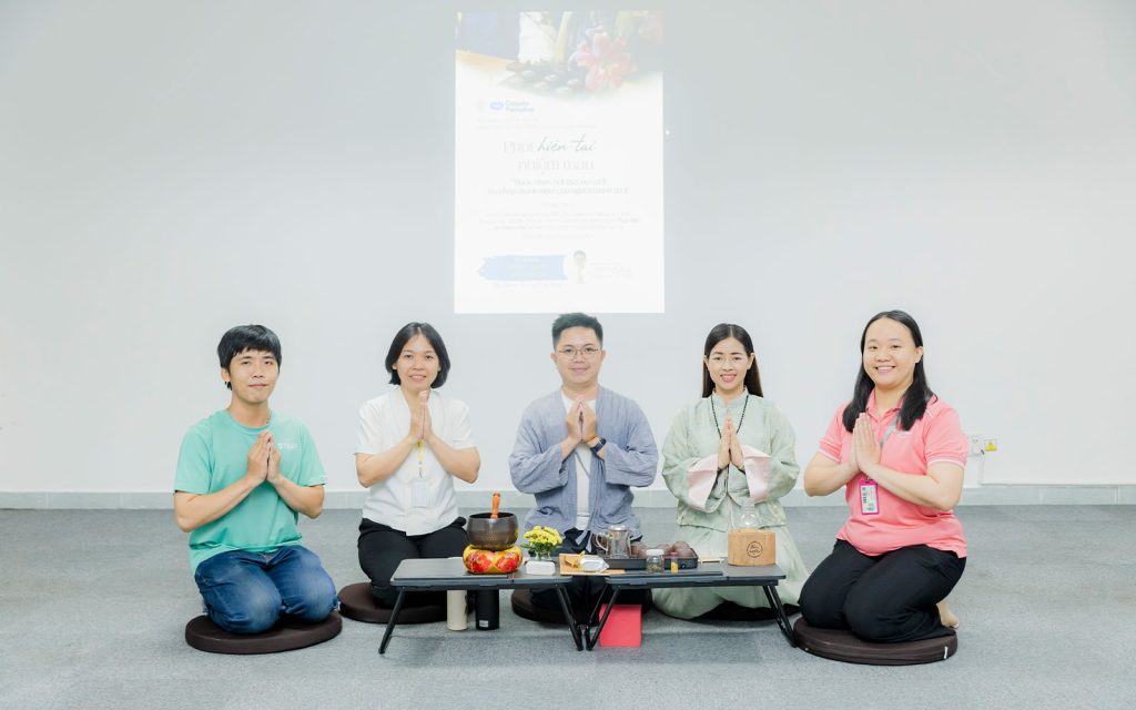Thiền trà tại Congate | Phút nhiệm màu hiện tại – Bình an bắt đầu từ hơi thở